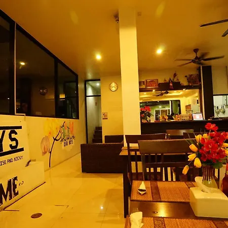 Bad Boys Guesthouse Patong